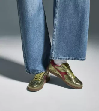 Adidași Adidași din piele metalizată