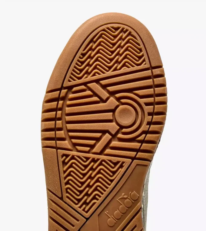 Adidași Deuce M2 din piele păroasă