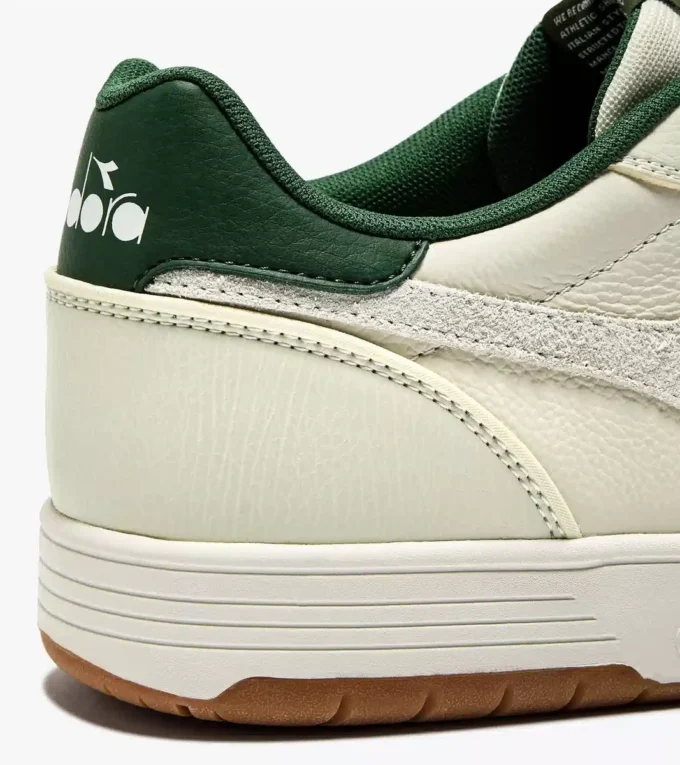 Adidași Deuce M2 din piele păroasă