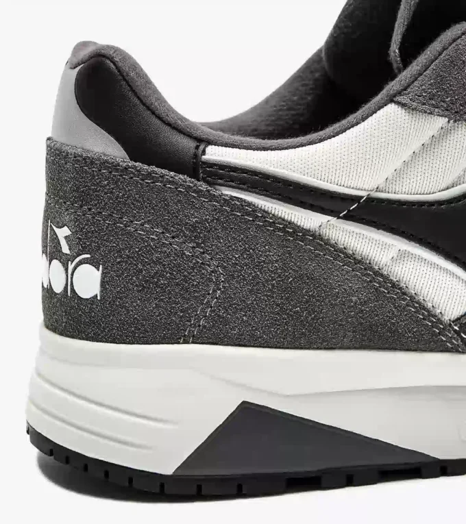 Adidași sportivi N902