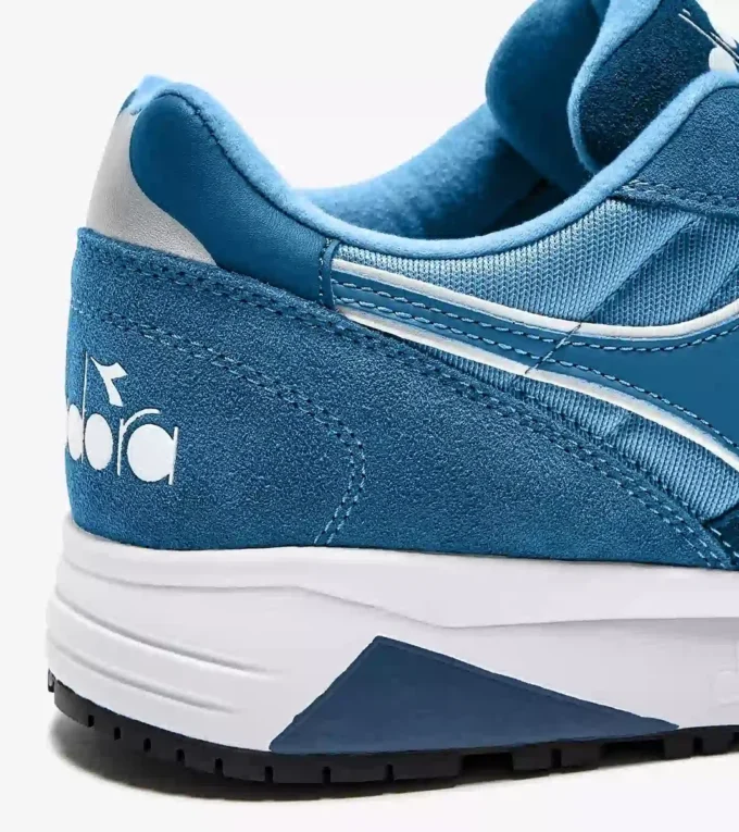 Adidași sportivi N902