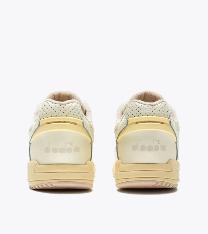 Adidași sportivi Winner