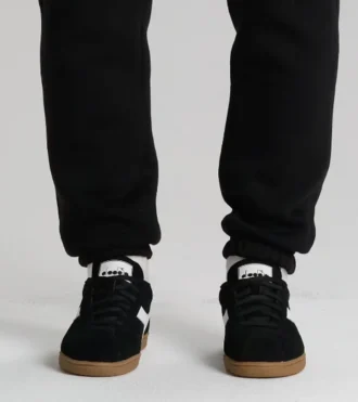 Adidași Tokyo Leather