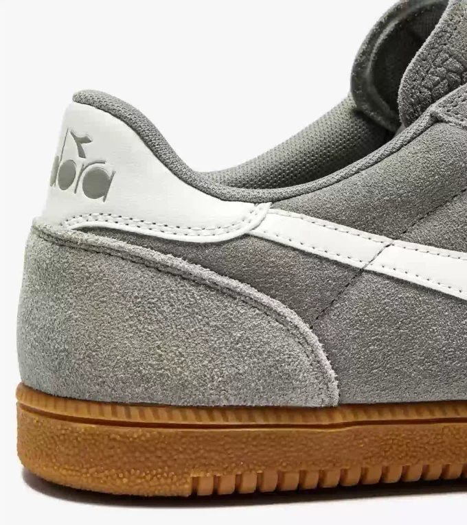 Adidași Tokyo Leather