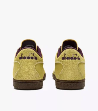 Adidași Trainer Hairy