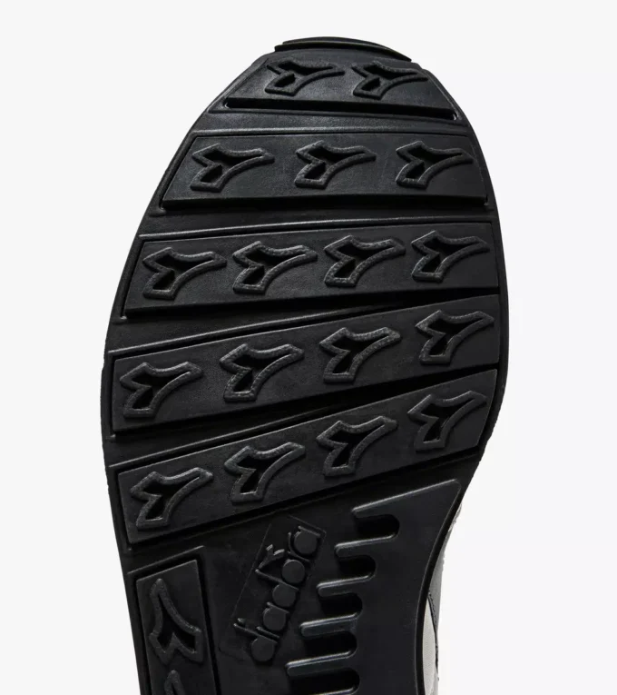 Camaro Adidași sportivi