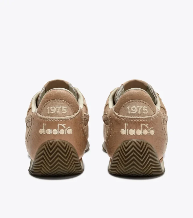 Equipe Revenge Dune Adidași din piele Italia Heritage folosiți – Profil jos