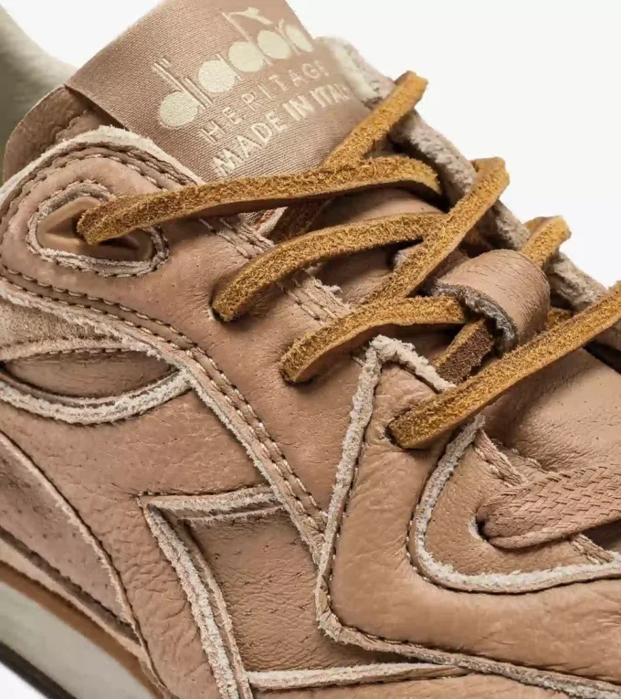 Equipe Revenge Dune Adidași din piele Italia Heritage folosiți – Profil jos