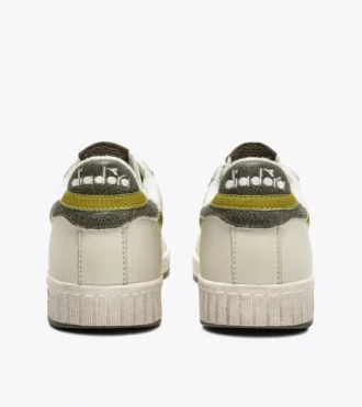 Game Low Stripes Waxed Adidași retro de tenis