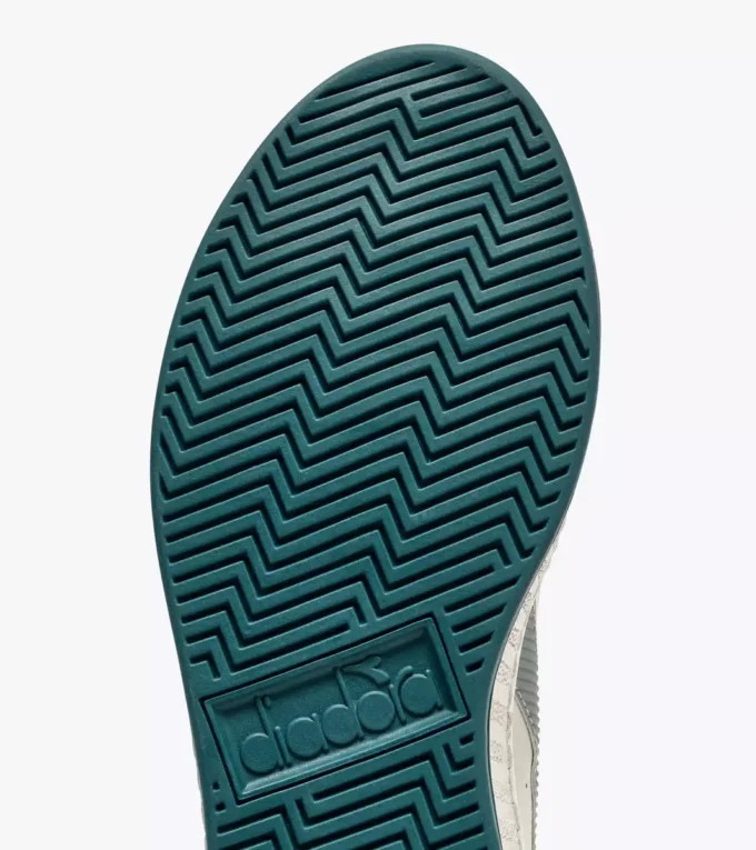 Game Low Stripes Waxed Adidași retro de tenis