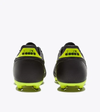 Ghete de fotbal Brasil Icon Lt+ Lp12 din piele pentru terenuri dure