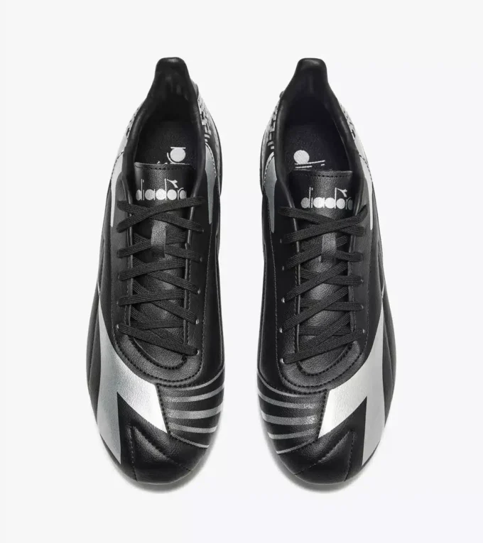 Ghete de fotbal Maximus Elite R Lpu pentru terenuri dure