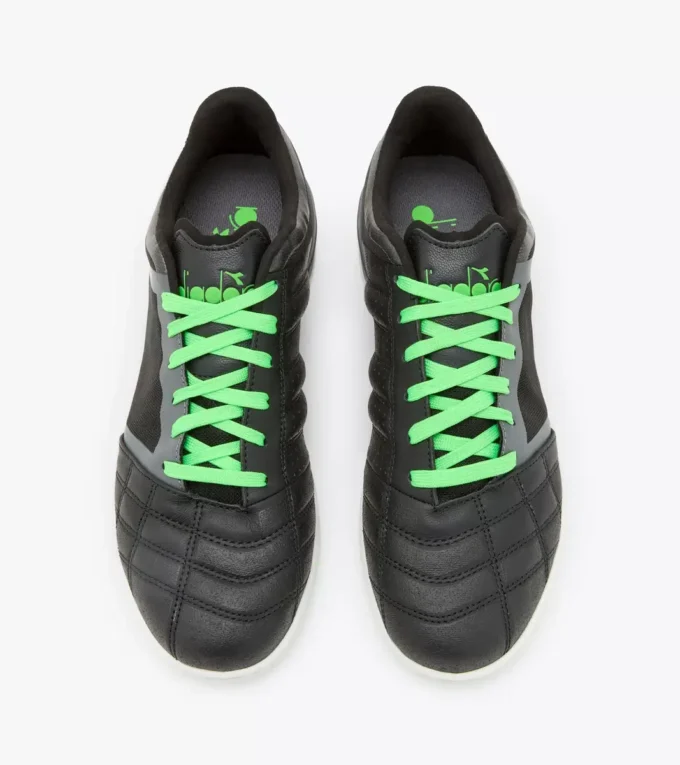 Ghete de futsal Brasil Sala Id – Talpă specifică pentru terenuri de interior