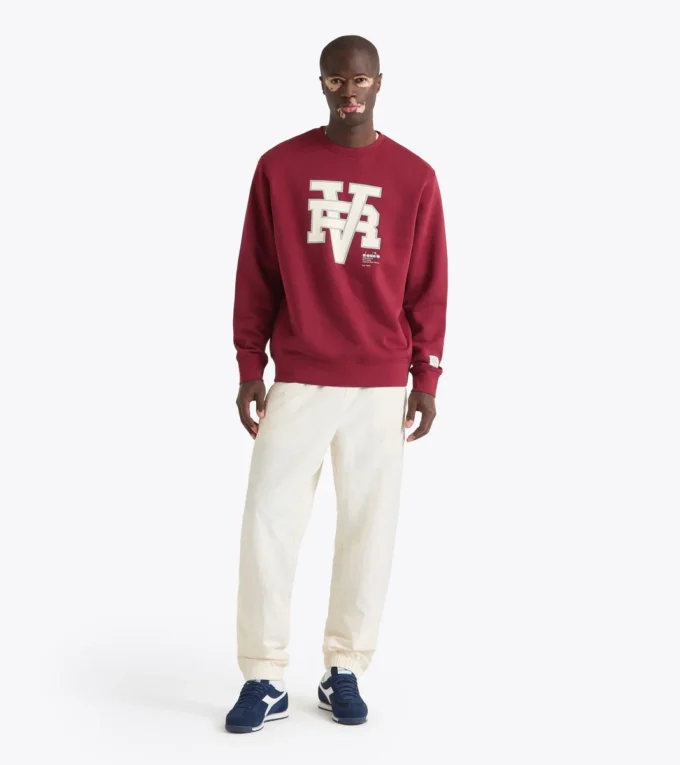 Hanorac Crew Run Valley Hanorac cu guler rotund, inspirat din stilul colegial – Run Valley