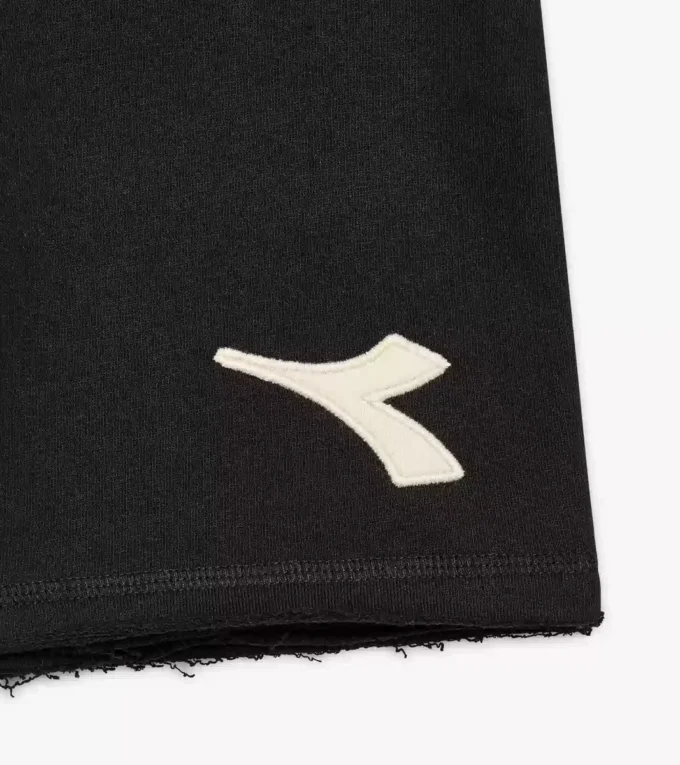 Jb. Bermuda District Bermuda – Confortabil – Băieți