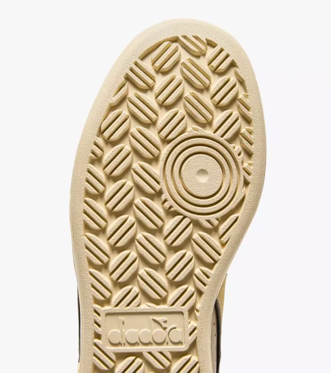 Magic Basket Demi Cut Suede Leather Adidași sportivi Magic Basket Demi Cut Suede Leather Adidași sportivi