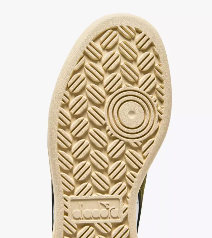 Magic Basket Demi Cut Suede Leather Adidași sportivi Magic Basket Demi Cut Suede Leather Adidași sportivi