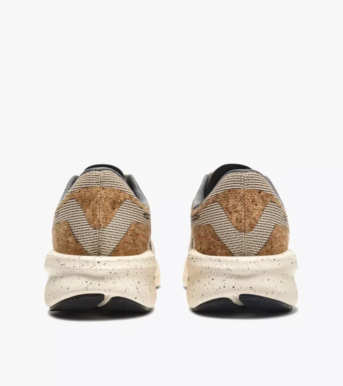 Mythos Blushield Volo 5 2030 Pantofi de alergare cu un impact redus asupra mediului – Stabilitate și ușurință