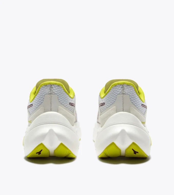 Pantofi de alergare Frequenza 2 W – Ușurință și reactivitate