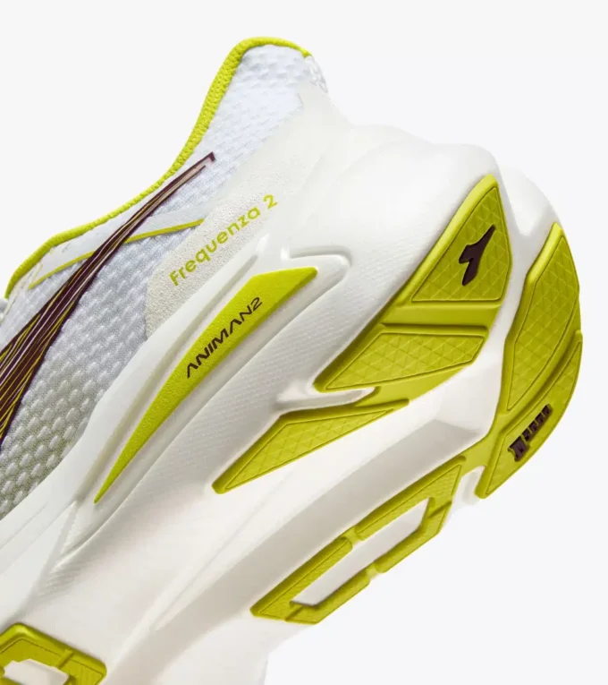 Pantofi de alergare Frequenza 2 W – Ușurință și reactivitate
