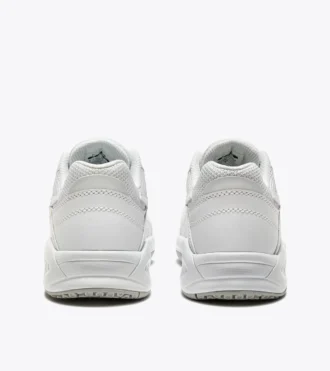 Pantofi de tenis Smash 6 W – Femei Pantofi de tenis Smash 6 W – Femei