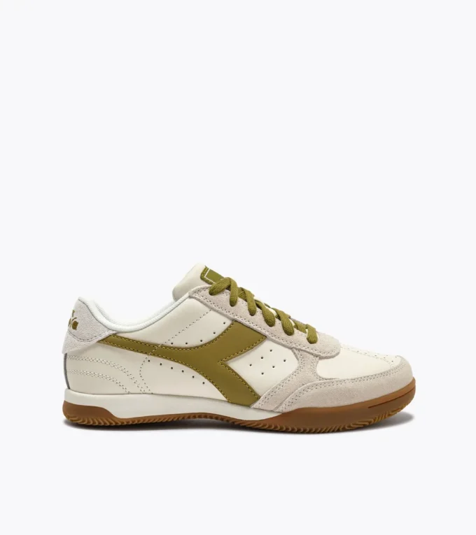 Seoul Adidași din piele inspirați de terasa interioară